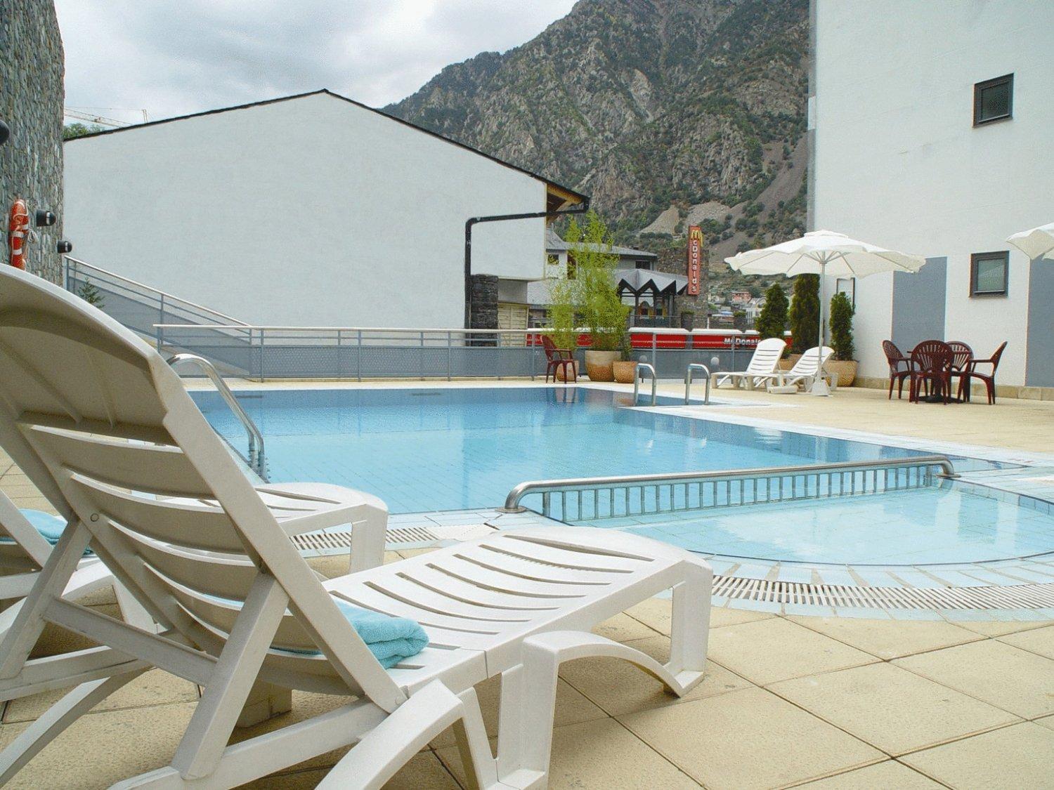 Zenit Diplomatic Hotel Andorra-a-Velha Exterior foto