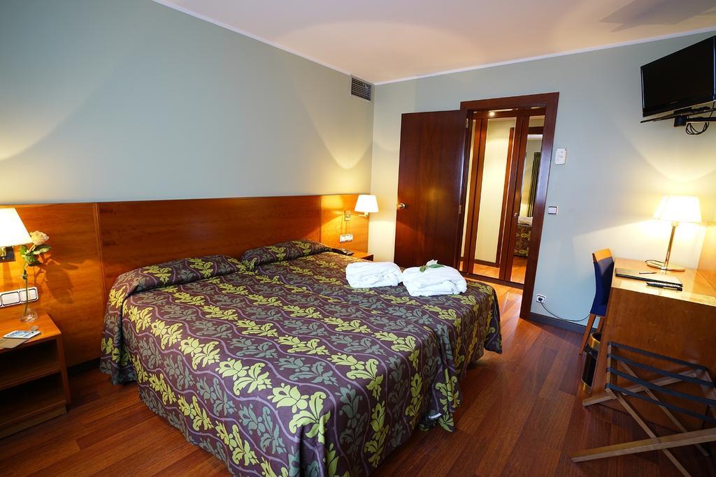 Zenit Diplomatic Hotel Andorra-a-Velha Exterior foto